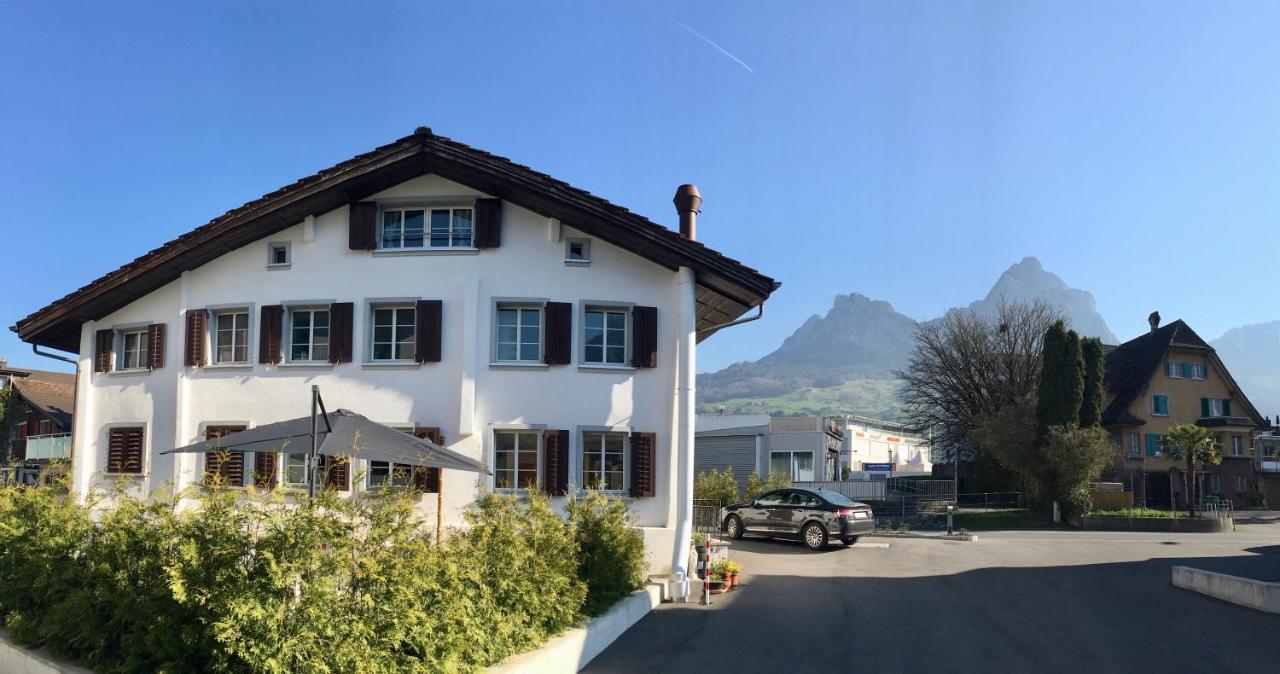 Bed and Breakfast The Delicate Question Which Швиц Экстерьер фото